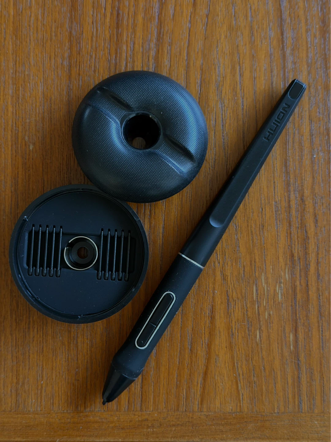 Huion Kamvas 22 Plus Creative Pen Display - photo 4