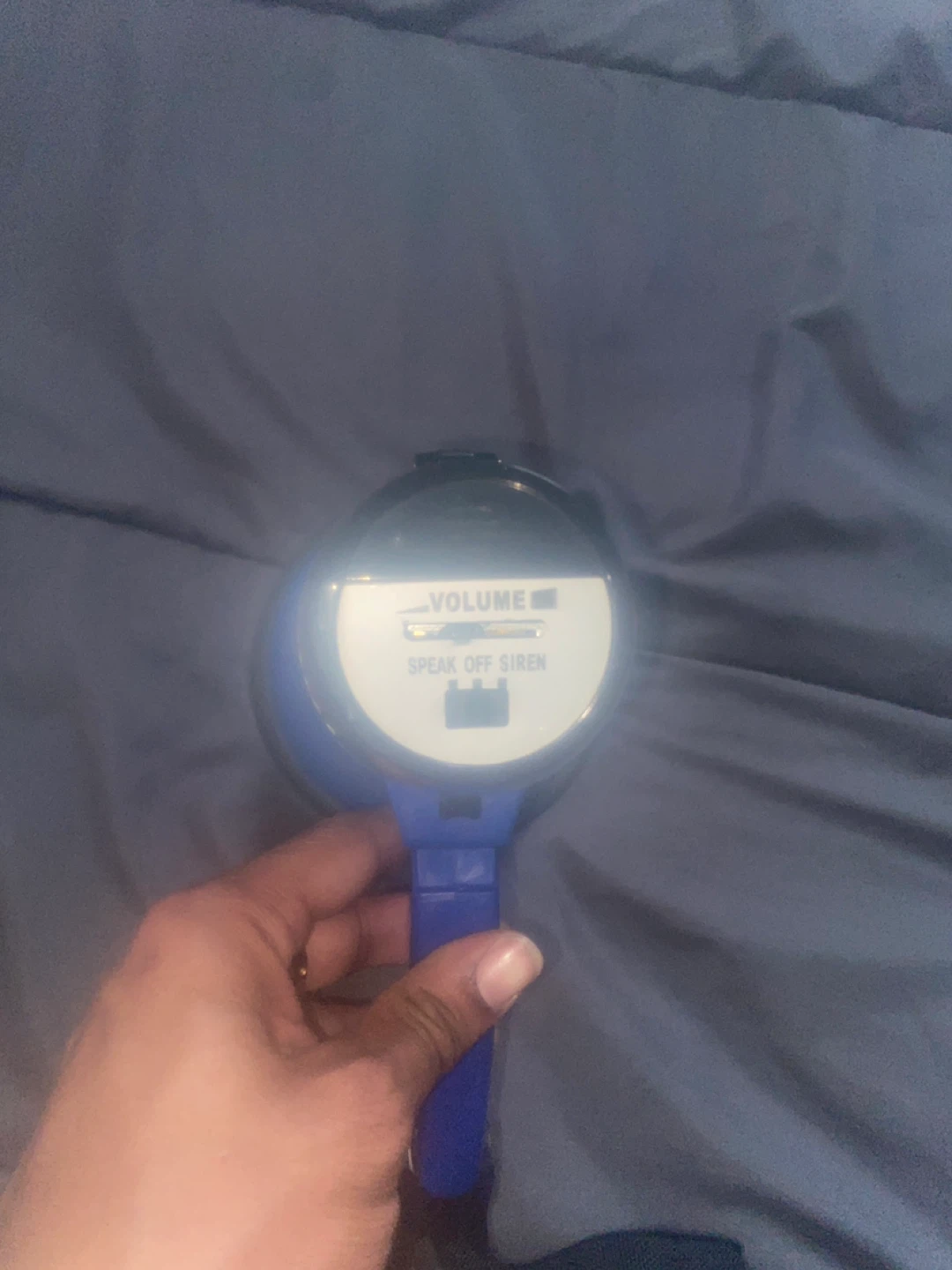 PYLE Speak Off Siren Megaphone - photo 3
