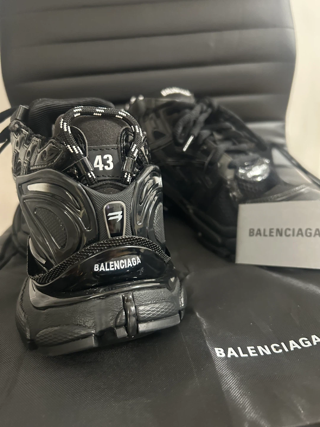 Balenciaga Runners (send offers) - photo 4