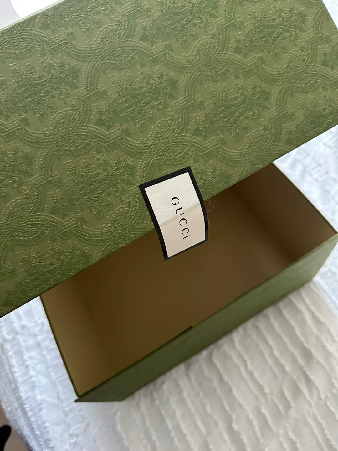 Gucci Gift Box and shopping bag - photo 5