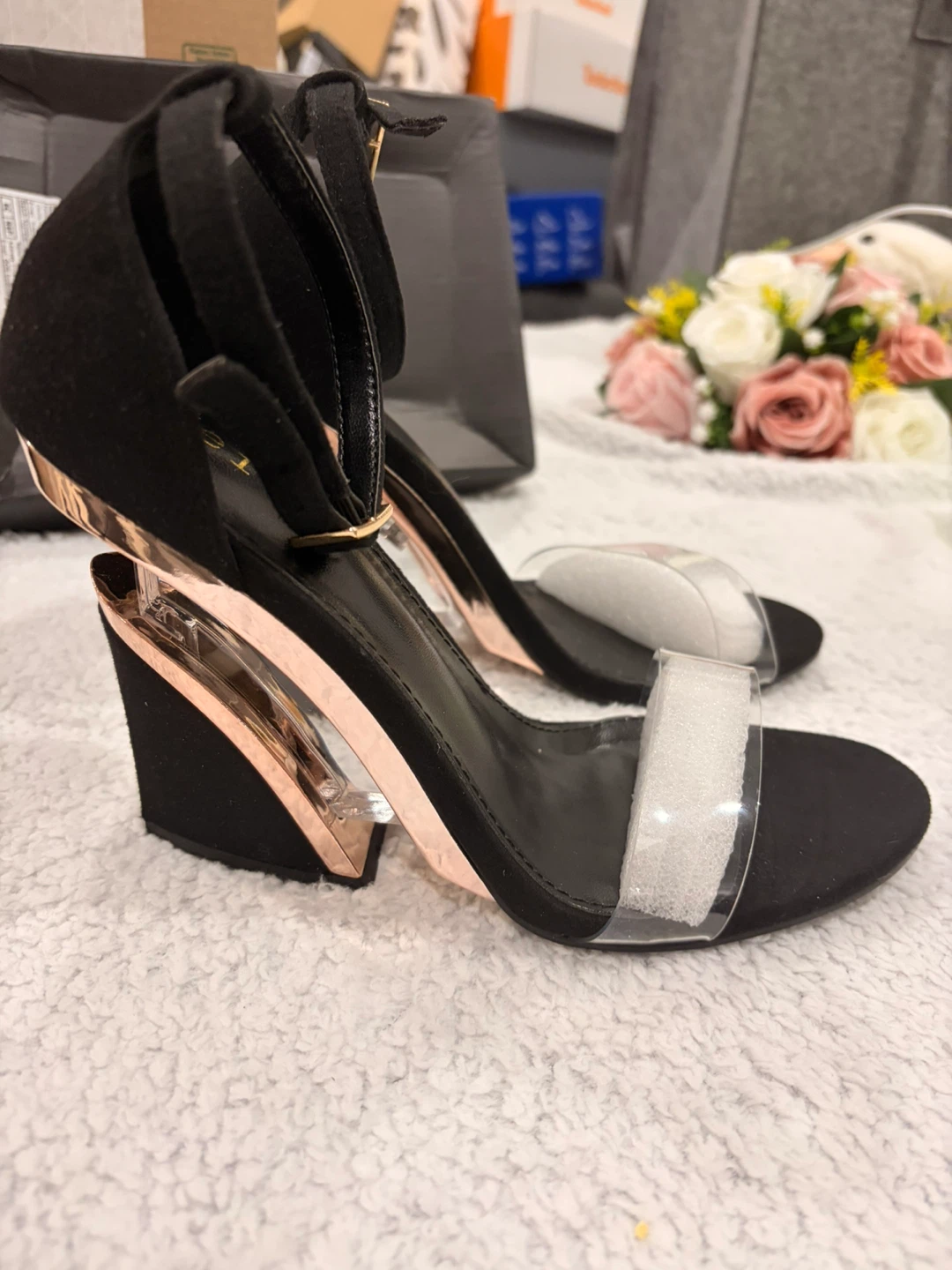 Black Heeled Sandals with Strap