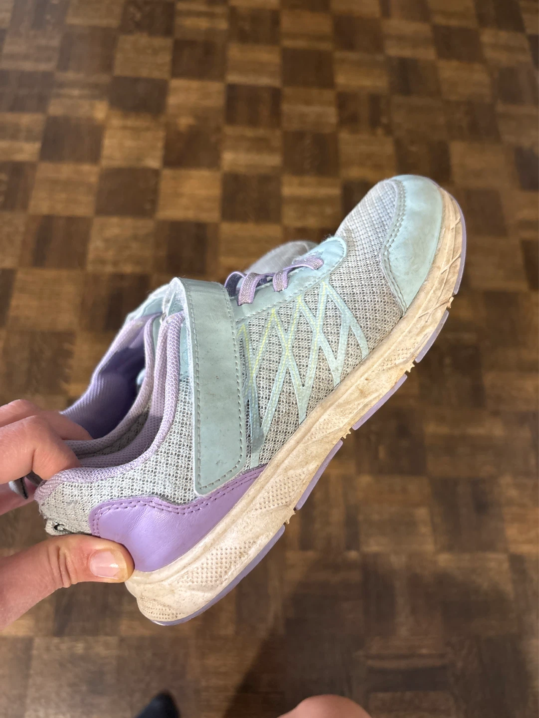 Athletic Works Kids Shoes size US3 - photo 2