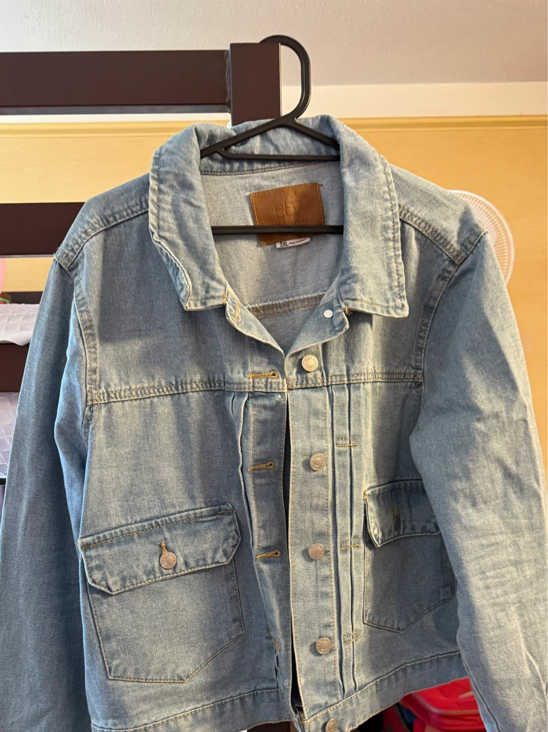 💜Light Wash Denim Jean Jacket - BBJ Los Angeles XL💜