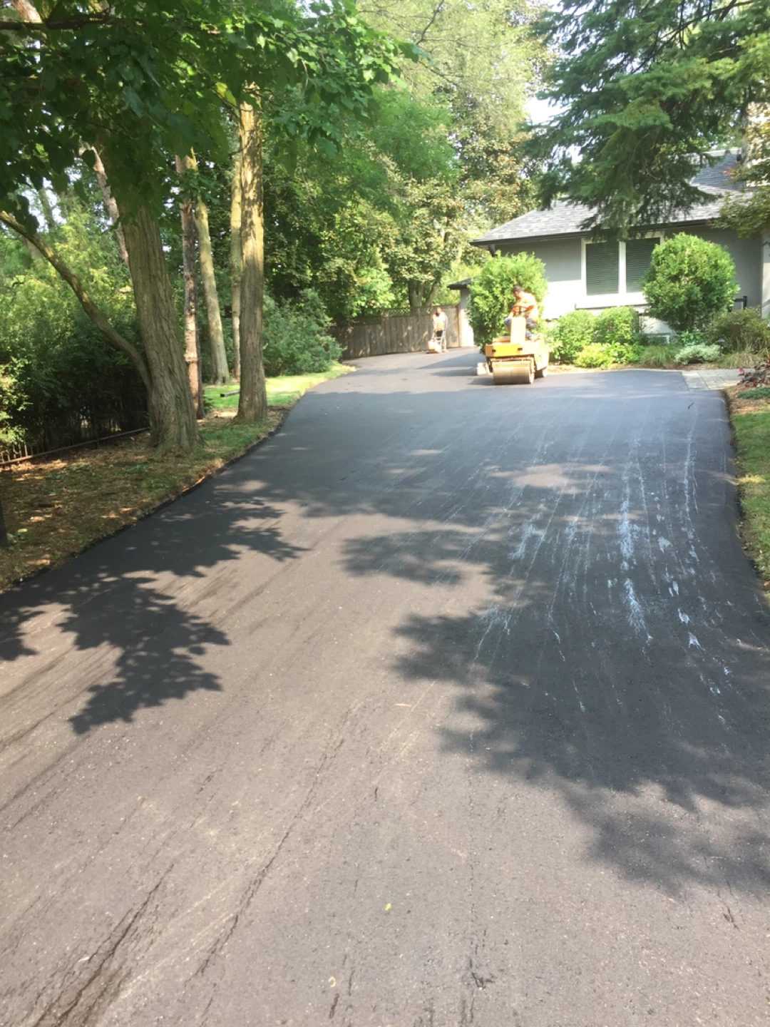 Asphalt driveway paving services - photo 5