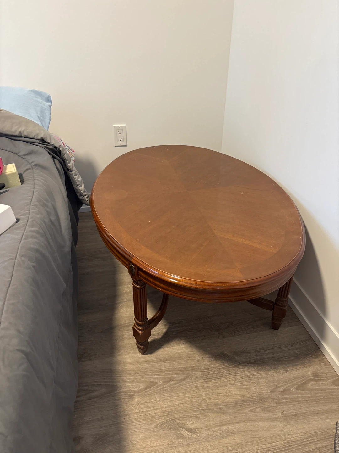 Oval Coffee Table - Dark Wood - photo 2