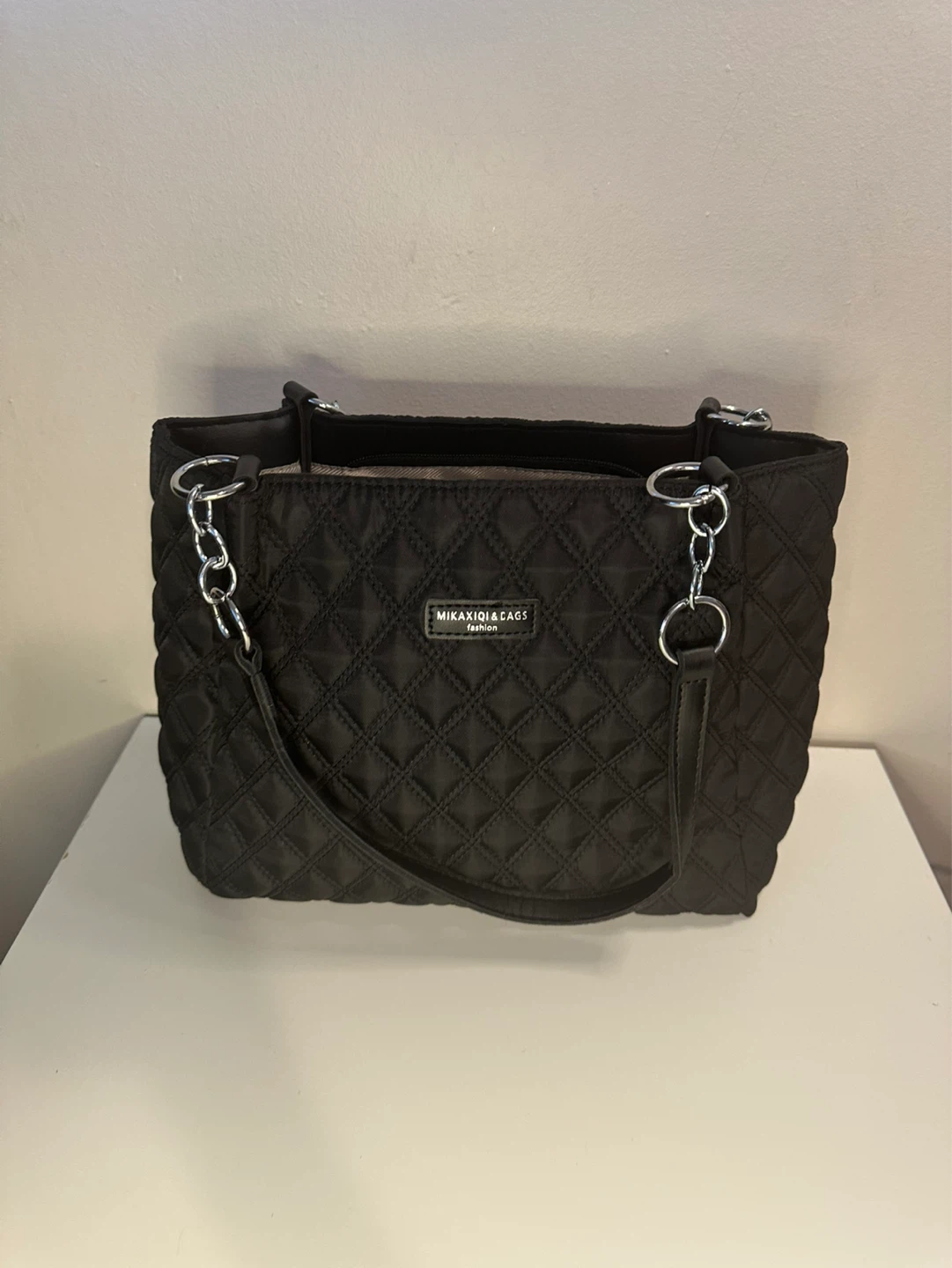 Black Quilted Tote Bag - photo 3