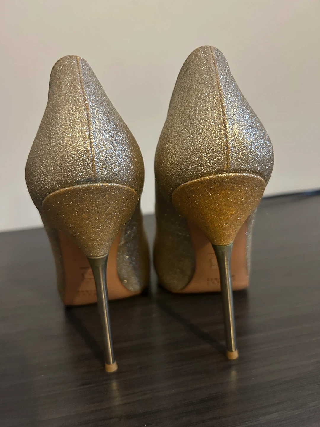 Stuart Weitzman Glitter Stiletto Heels size 6.5 - photo 3
