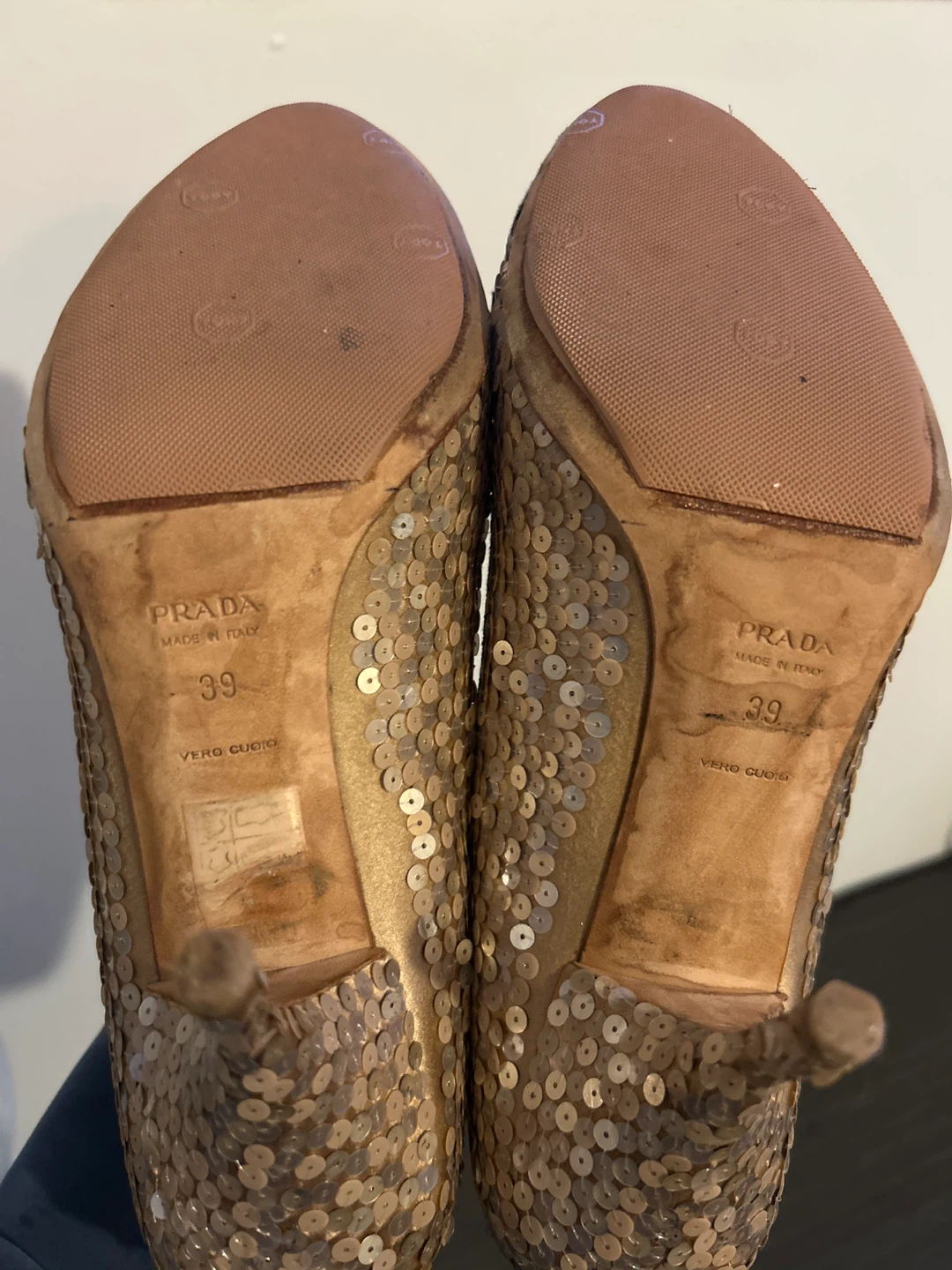 Prada Sequin Heels Size 39 - photo 4