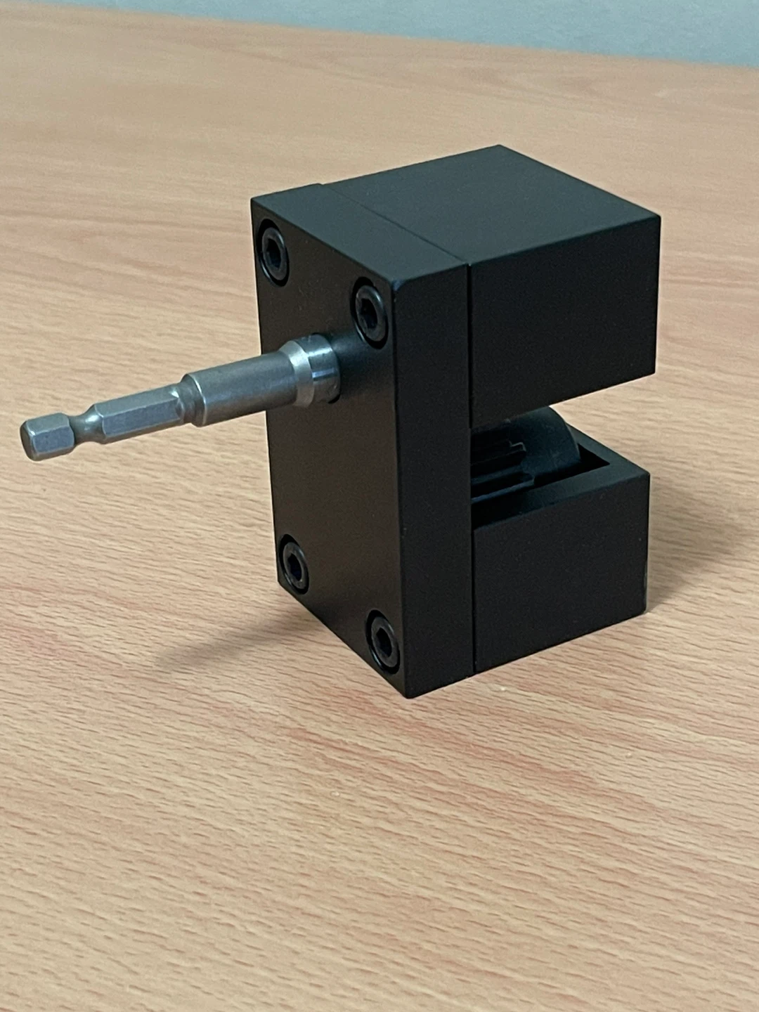 Black Metal Gear Holder with Hex Shank - photo 2