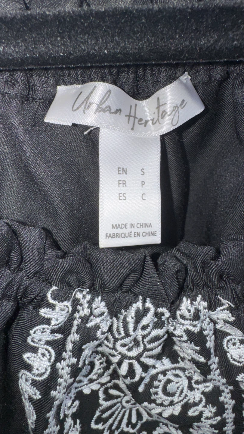 Urban Heritage Black Embroidered Off-the-Shoulder Top - Size S - photo 3