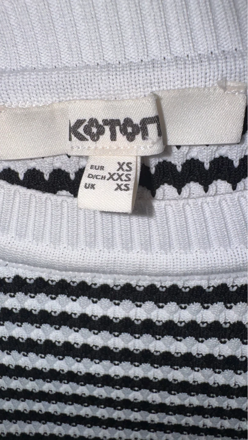 Koton Black and White Striped Short Sleeve Sweater - photo 3