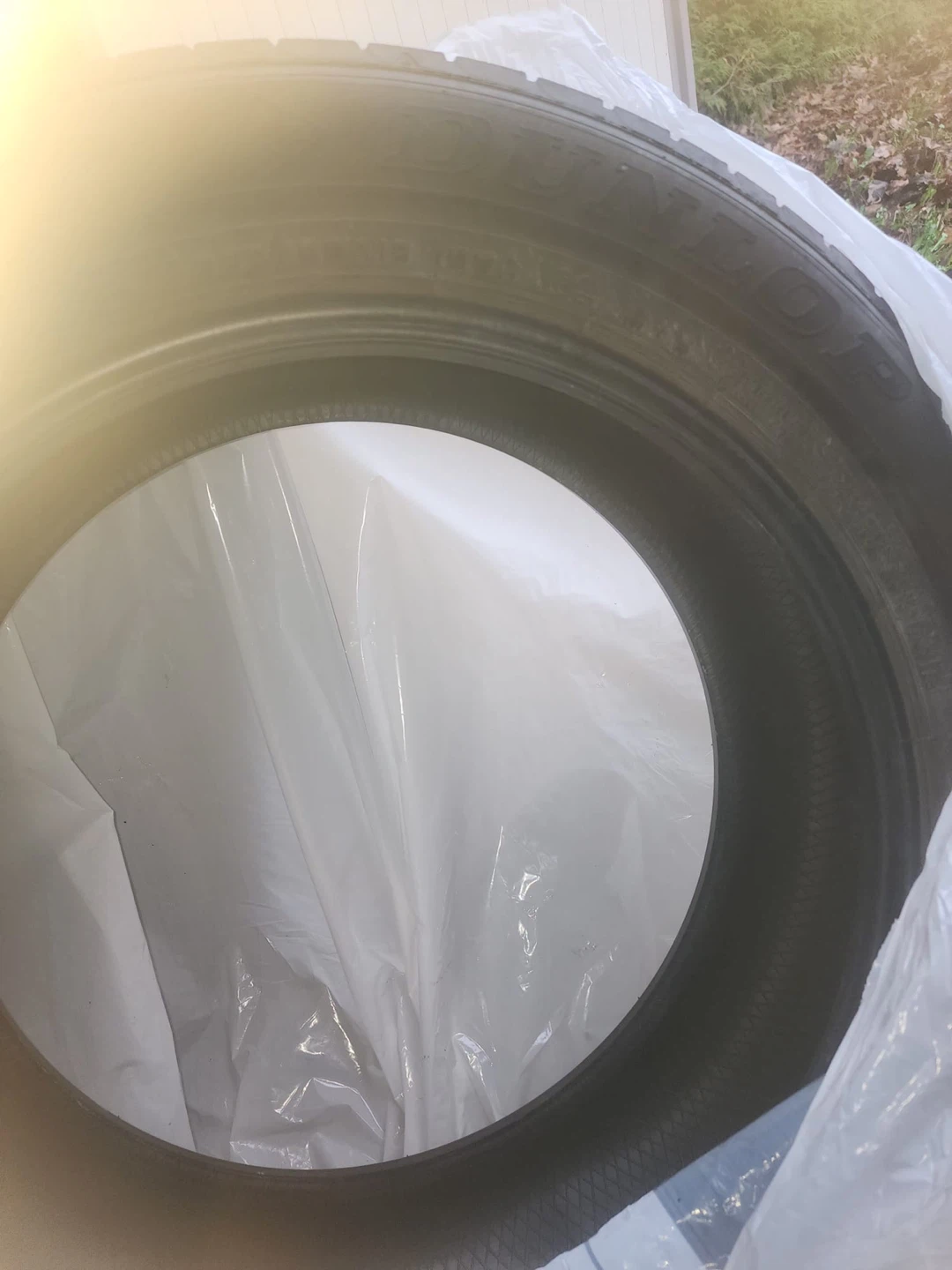 Dunlop 225/60R18 Tire