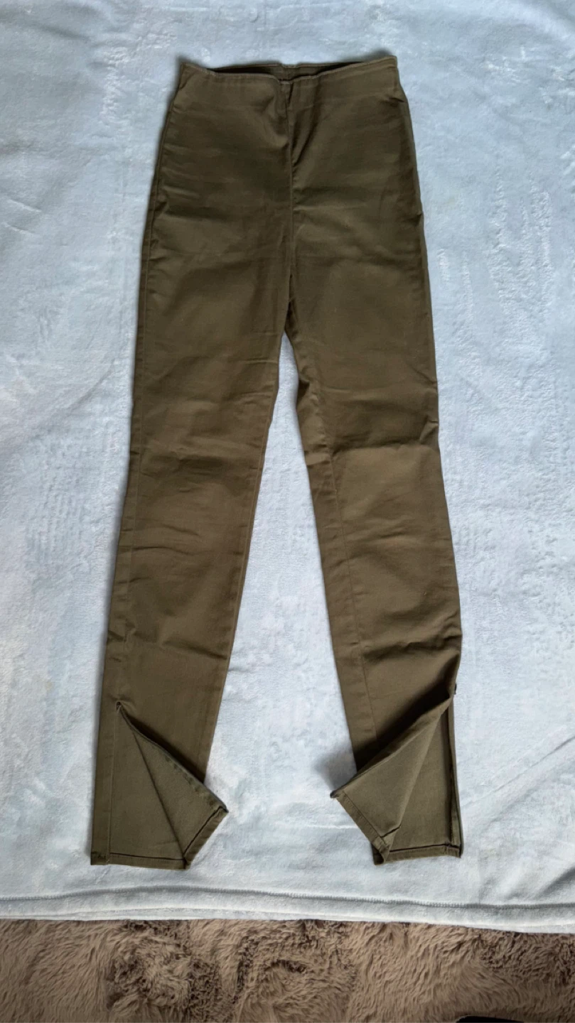Divided H&M High-Waisted Pants