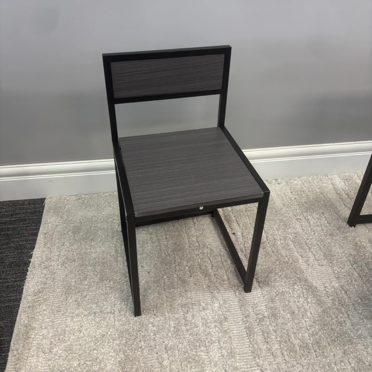 Modern Dining Set: Table with 2 Chairs - photo 4