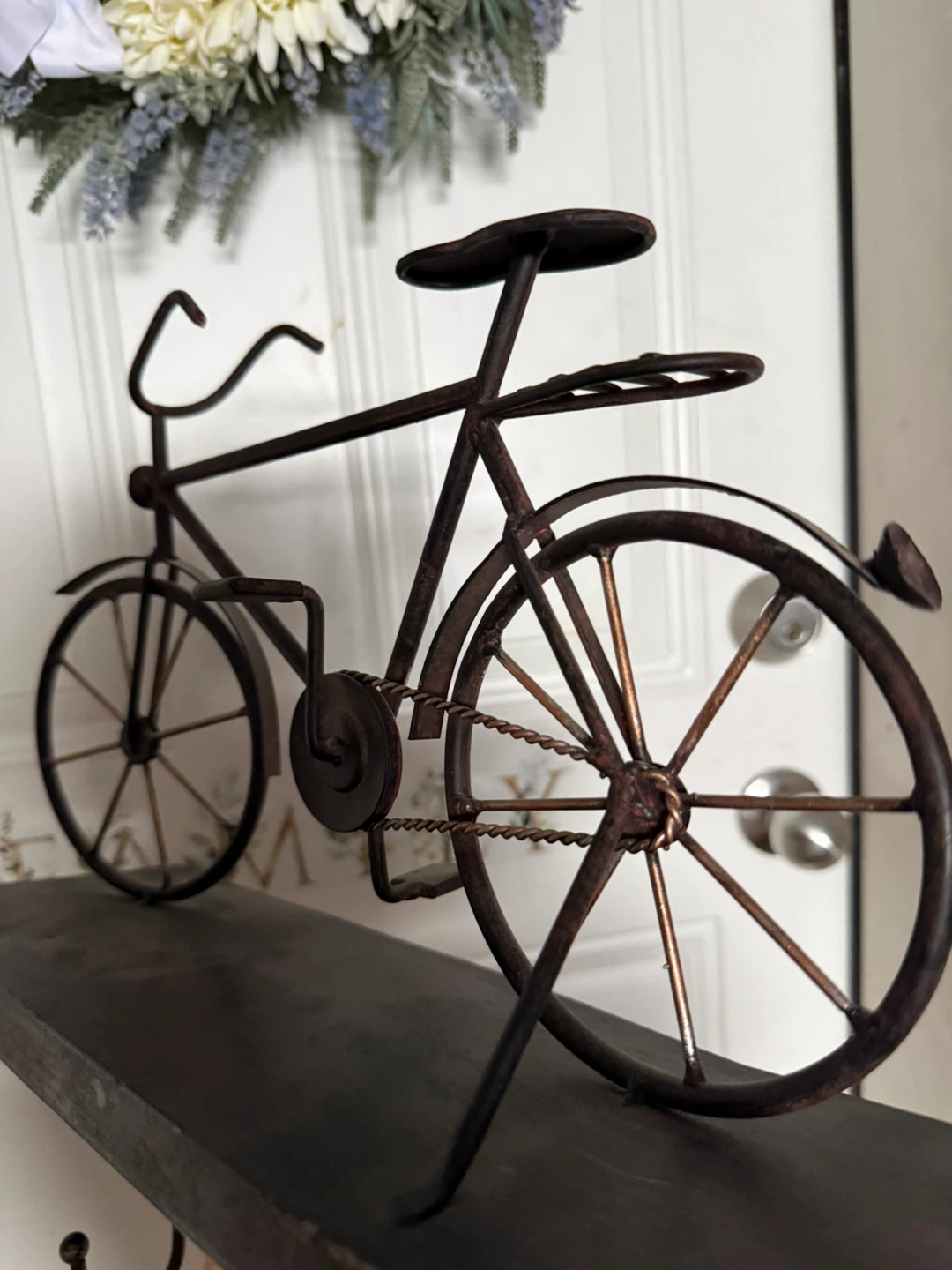 Metal Bicycle Shelf with Hooks