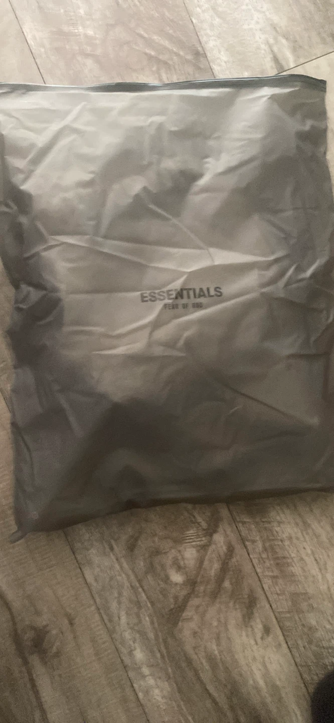 Essentials Fear of God Sweat Shorts - photo 4