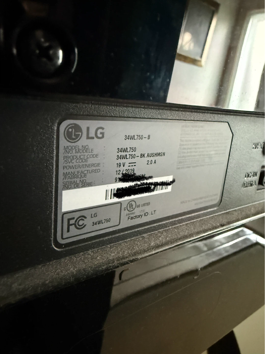 LG 34WL750-B 34-inch Ultrawide 4K Monitor - photo 2