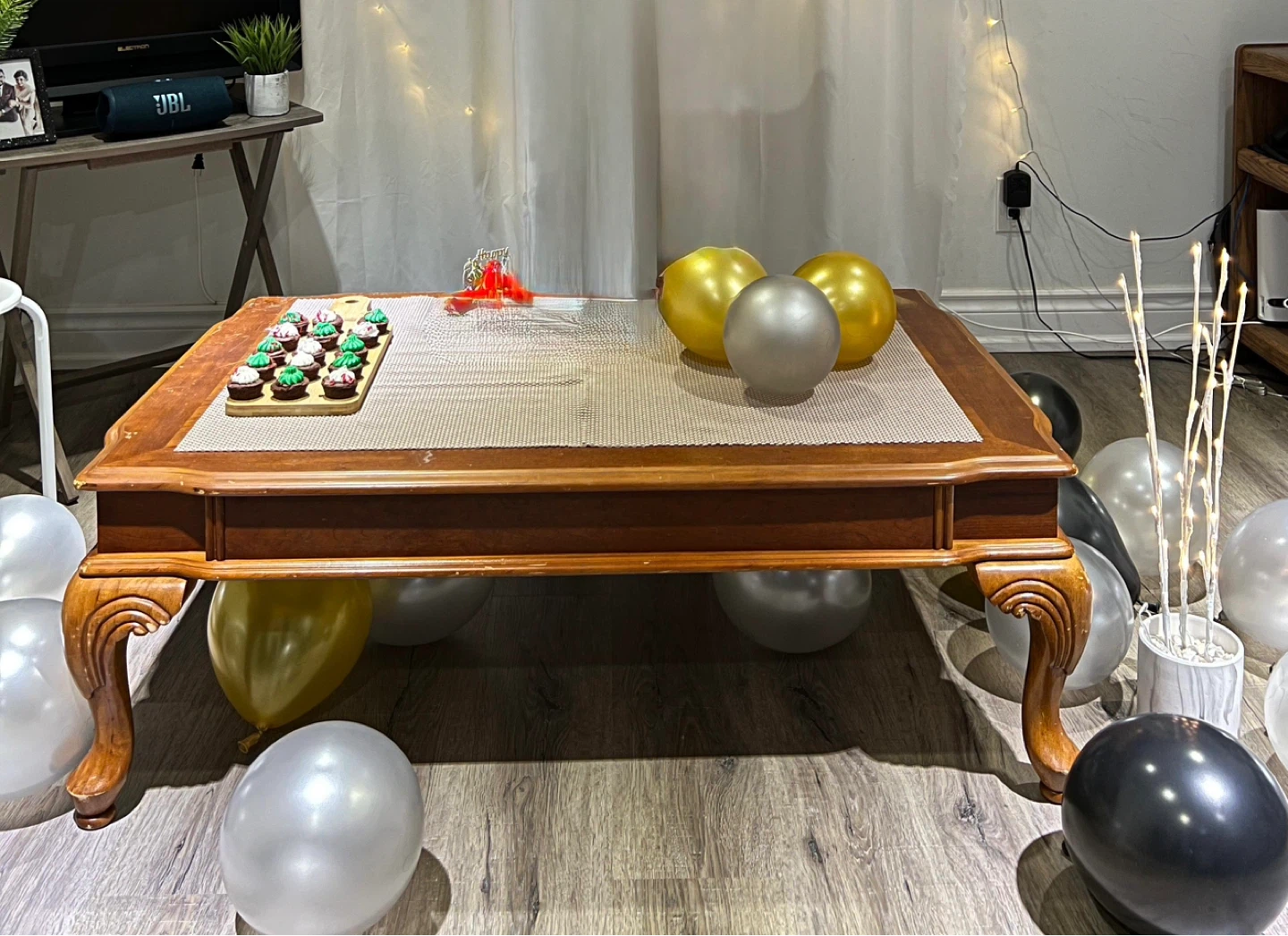 Wooden Coffee Table - photo 2