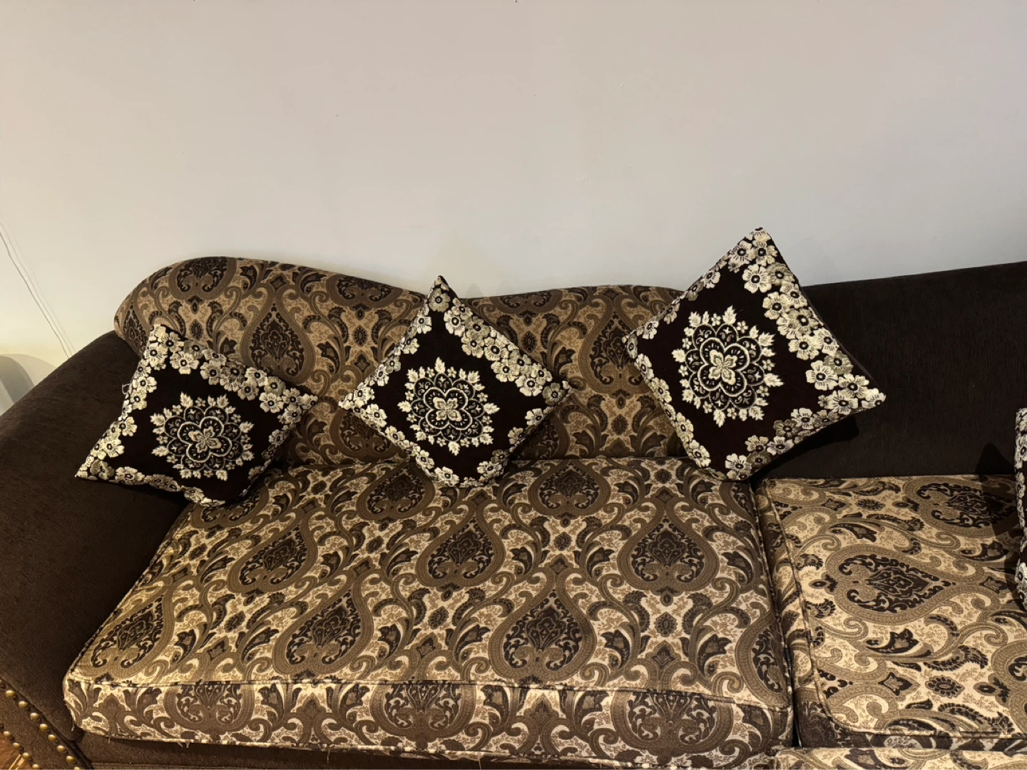 Sofa set