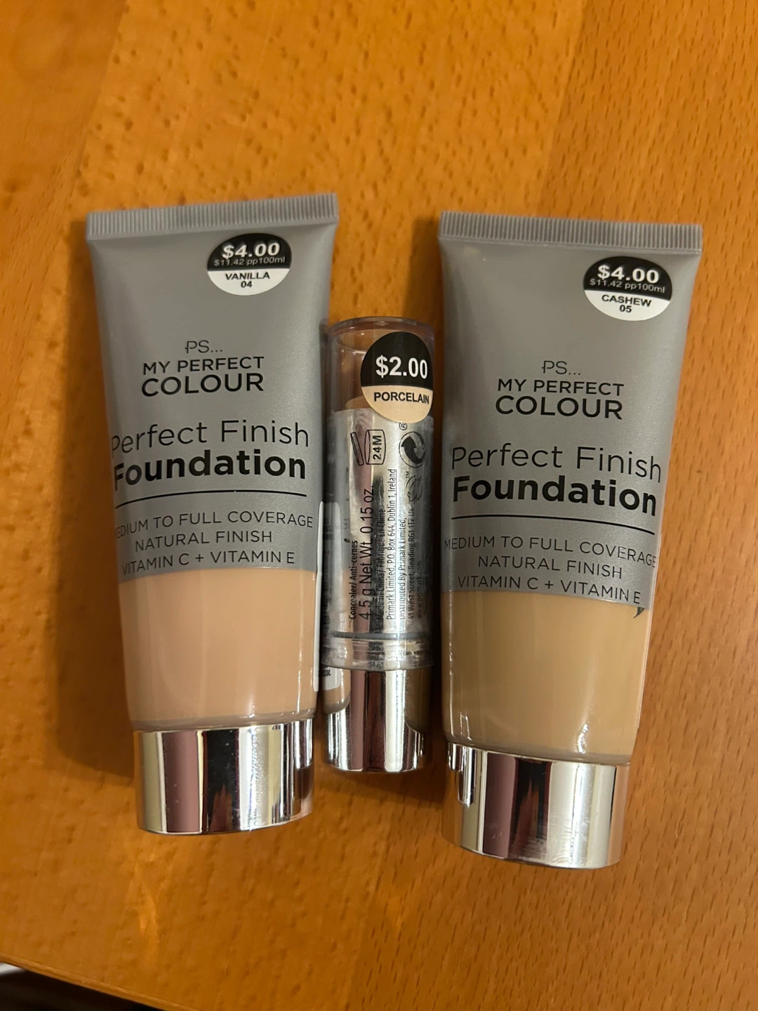 Concealer/ Foundation - photo 2