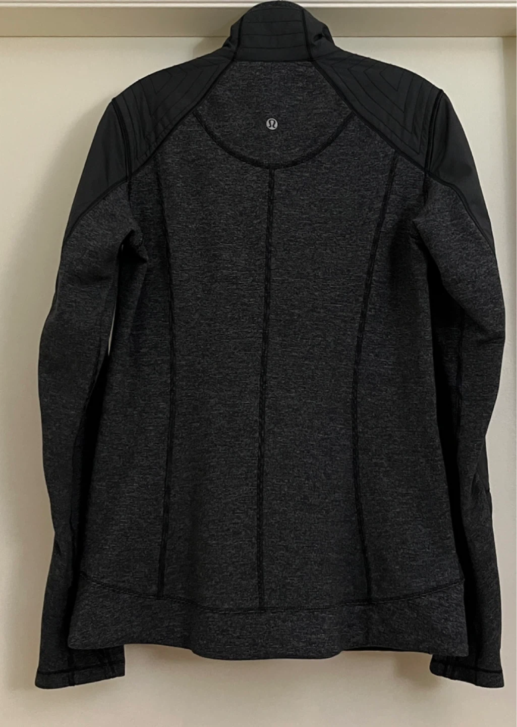 Lululemon Running Jacket Women's Size 6 Black - photo 2