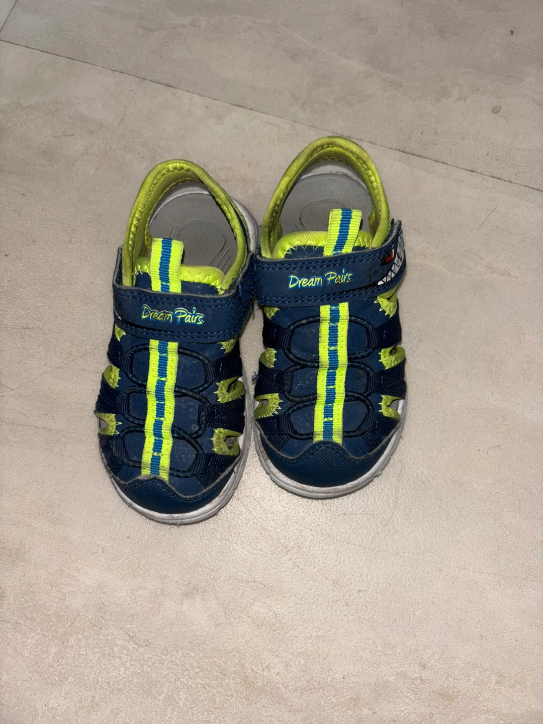 Dream Pairs Blue & Yellow Kids Sandals - Size 5