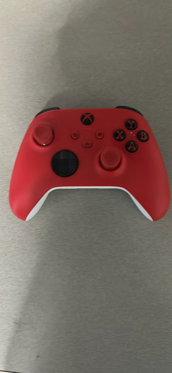 Xbox Wireless Controller - Pulse Red