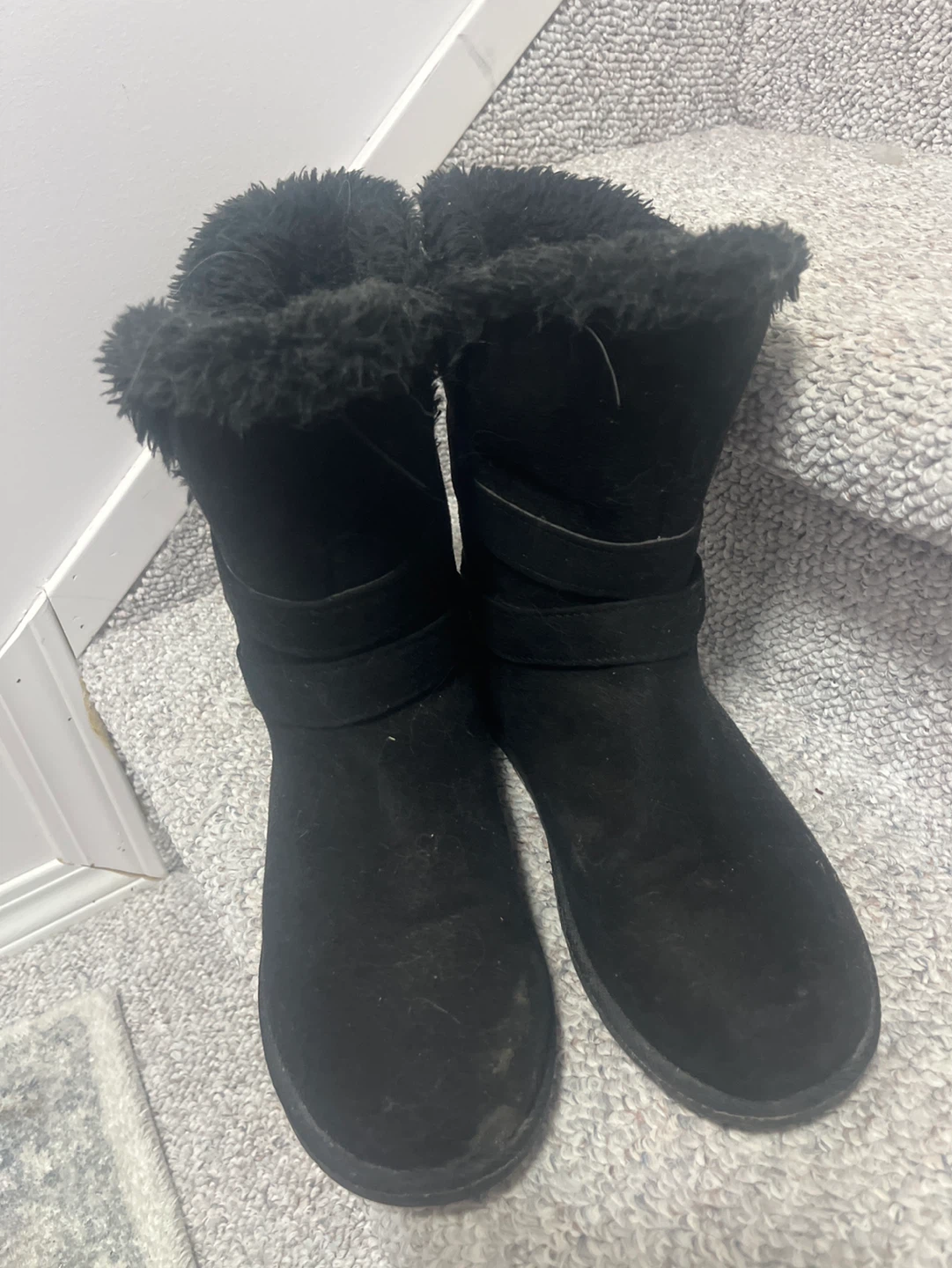 Black Suede Winter Boots with Fur Trim