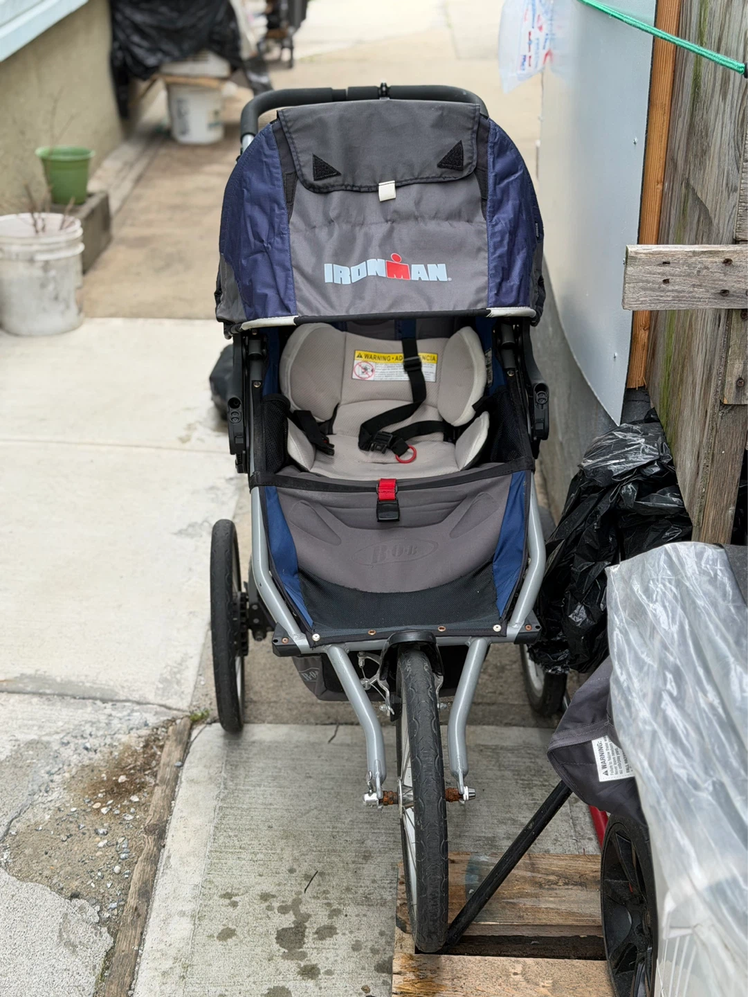 BOB Ironman Jogging Stroller - photo 3