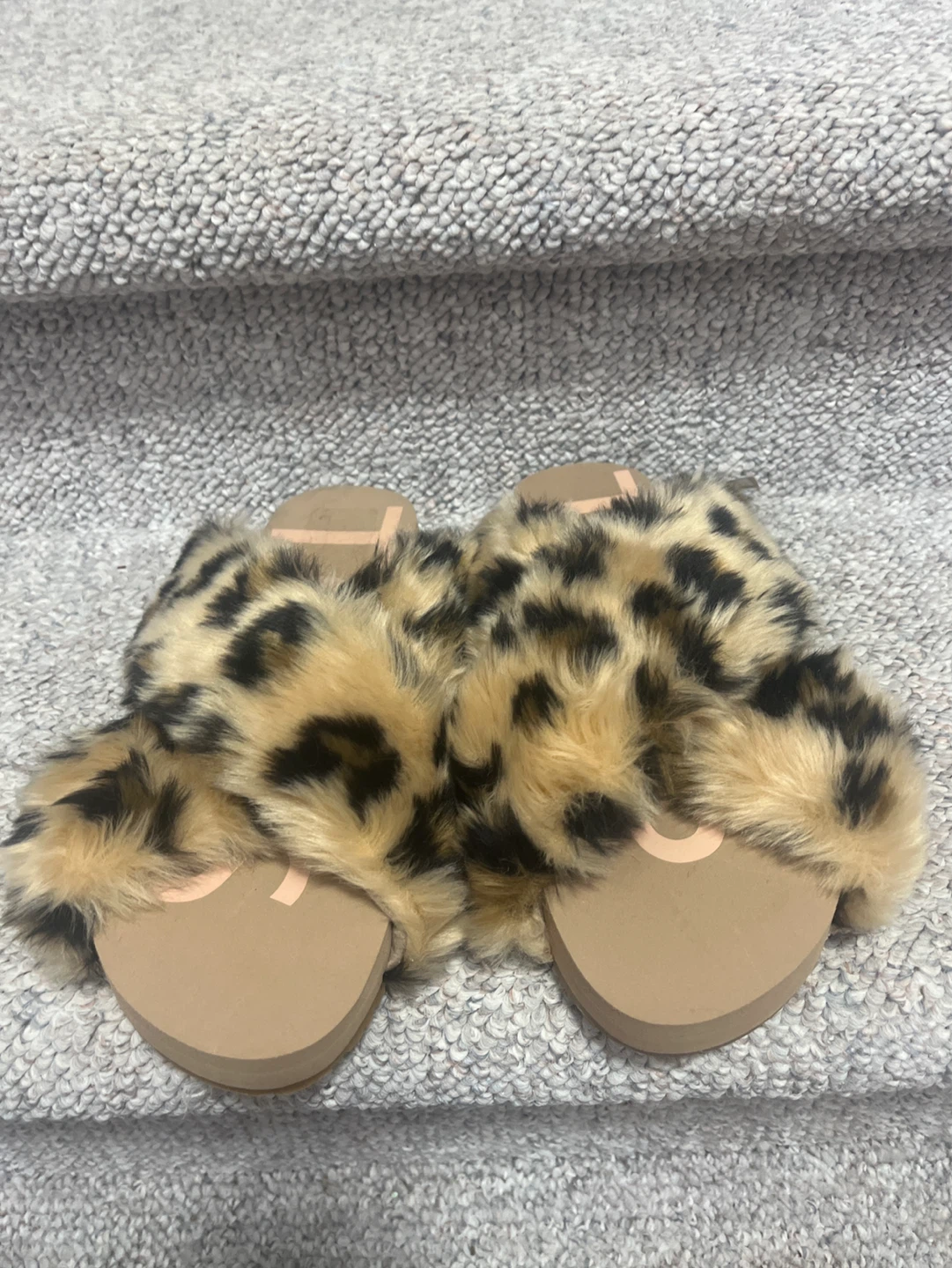 Fuzzy Leopard Print Slides - Size Medium