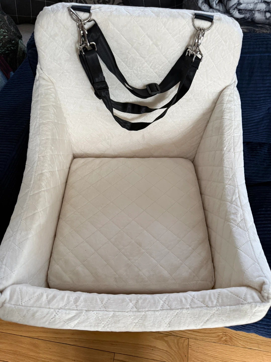 Lealchum Dog Car Seat Booster for Dogs (Beige, Medium) - photo 4