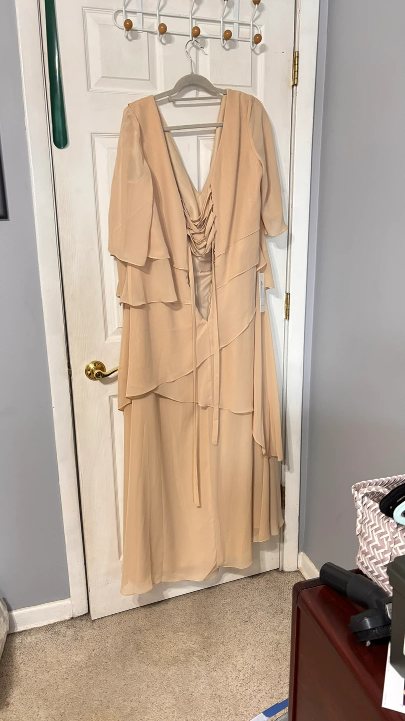 Women's Beaded Chiffon Tiered Formal Dress - photo 2