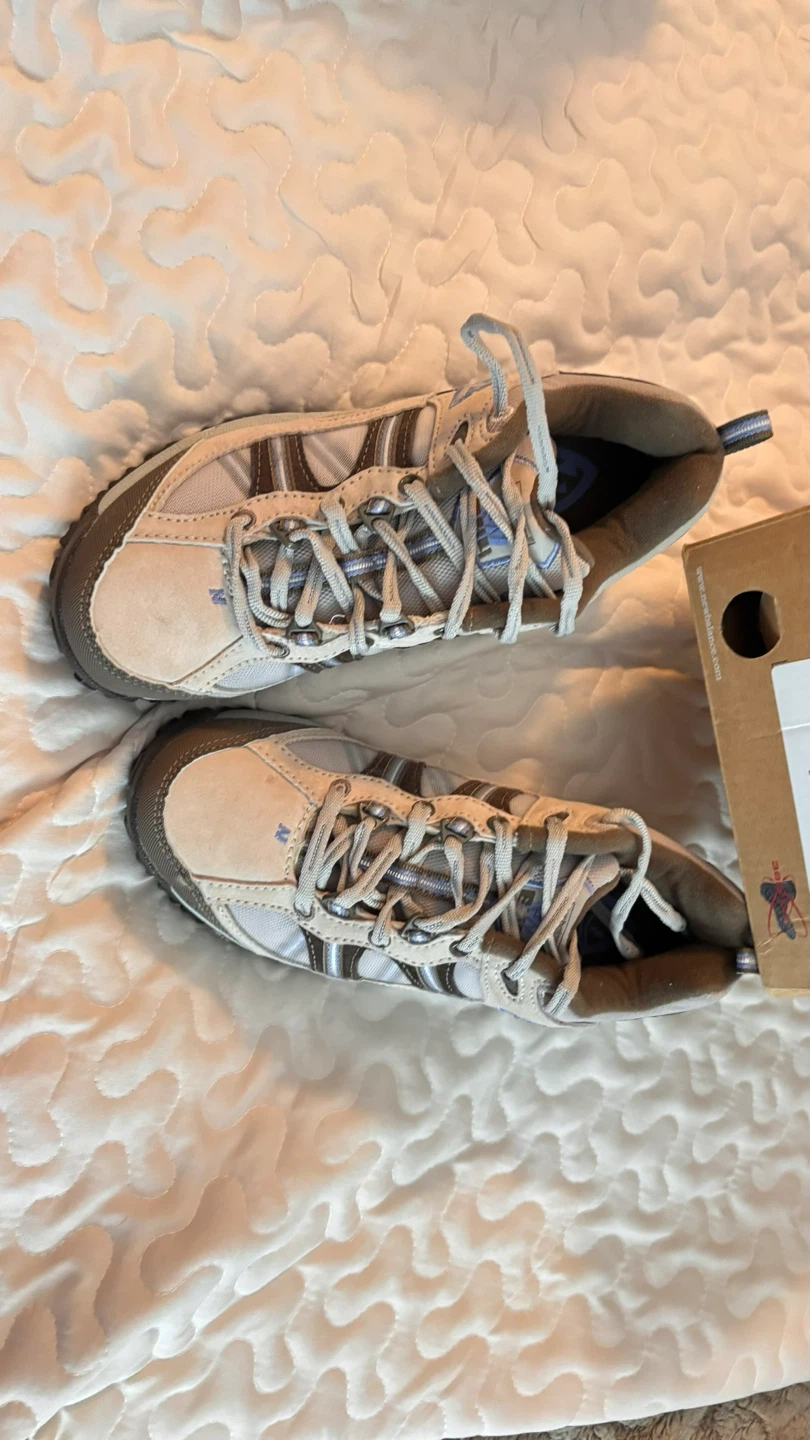 New Balance Women's Trail Running Shoes Size 9 - photo 2