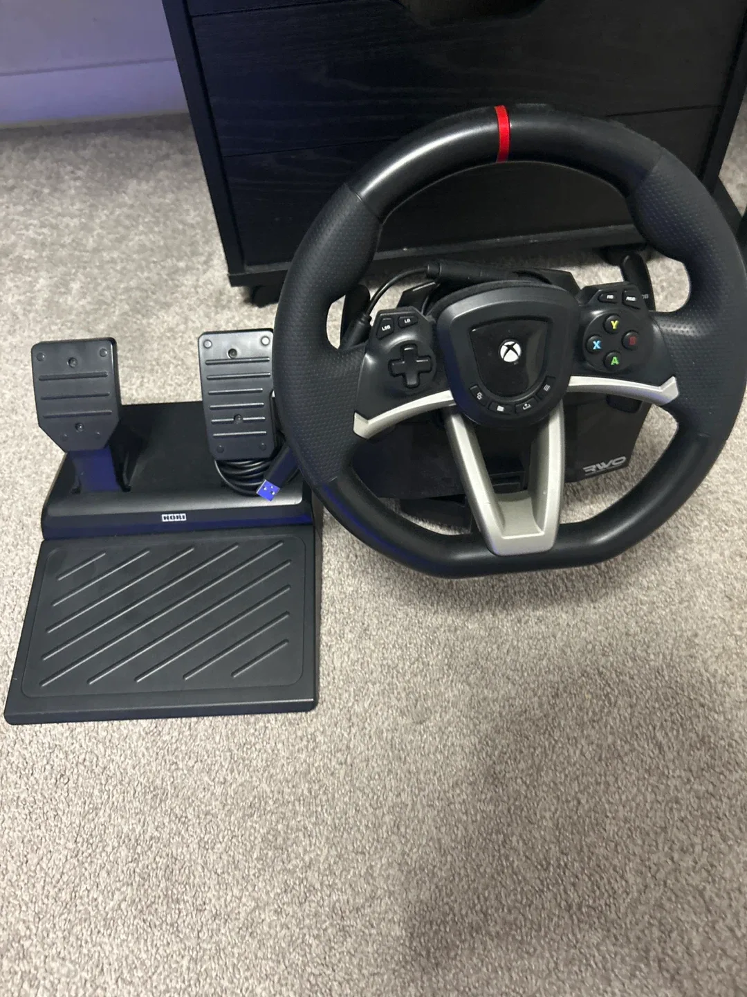 HORI Racing Wheel with Pedals for xbox
