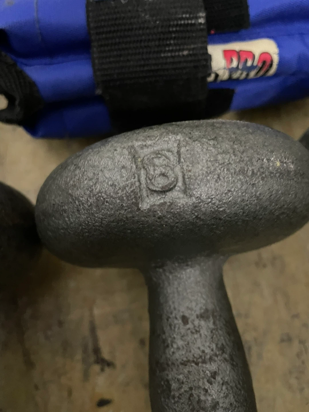 Set of 2 x 12lb & 8lb Dumbbells & 2 x Wrist/Ankle Weights - photo 3