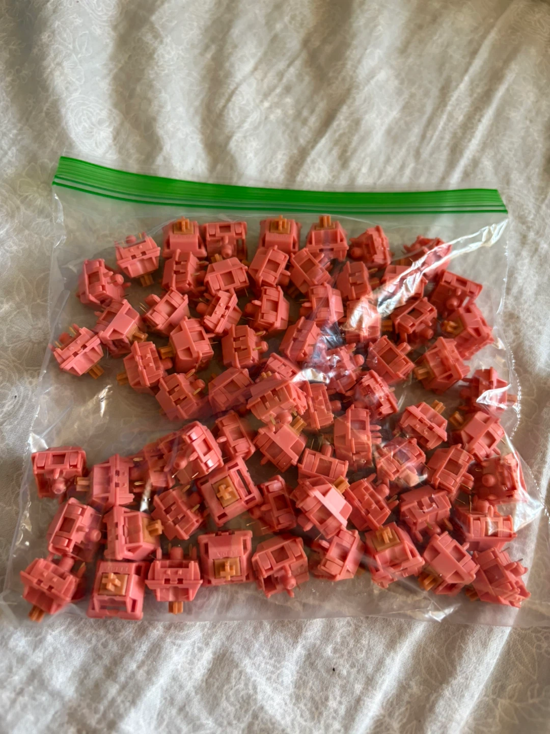 KBDiy Rosewood Switches - photo 2
