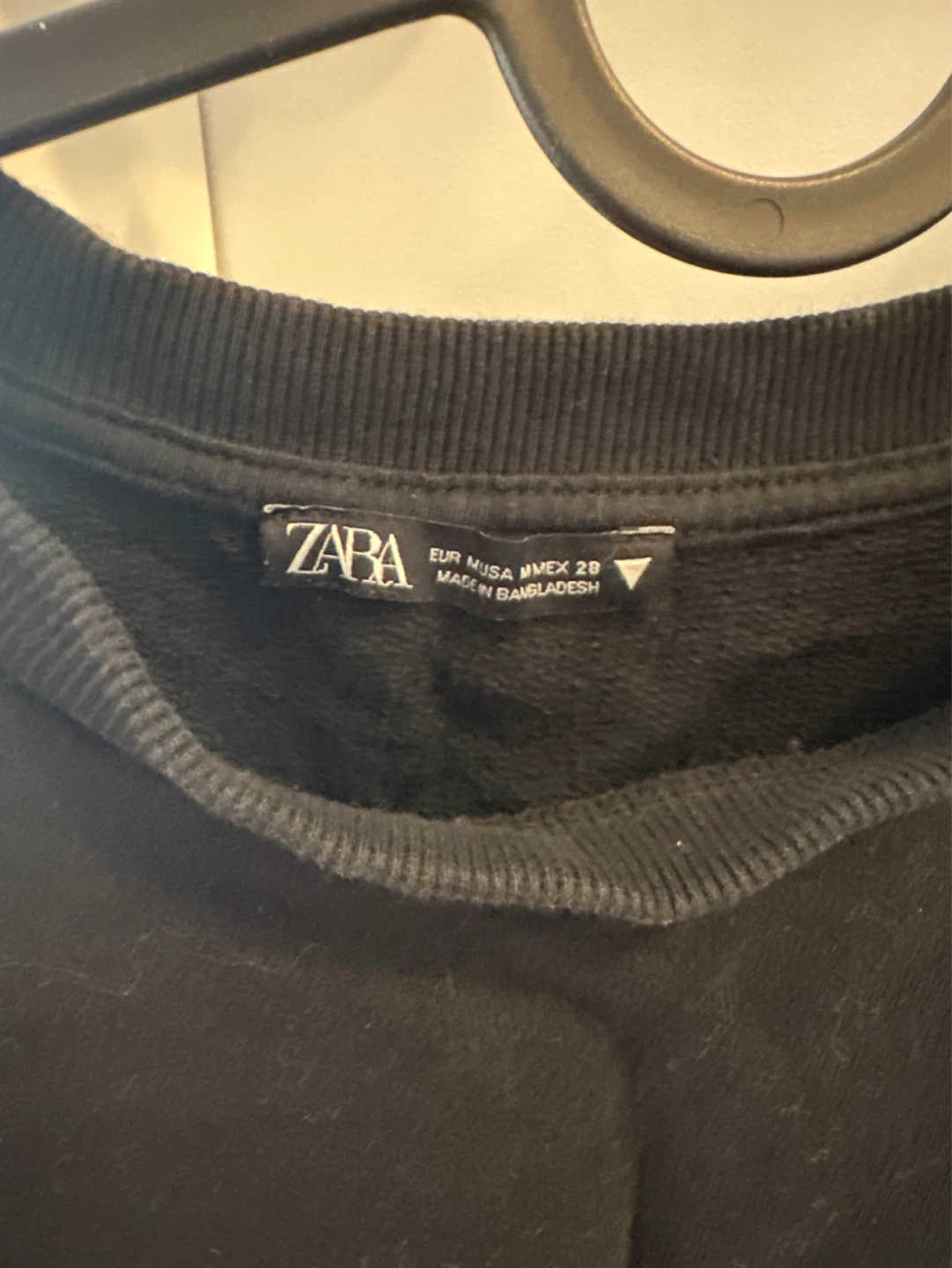 ZARA Black Cropped Sweatshirt - photo 2