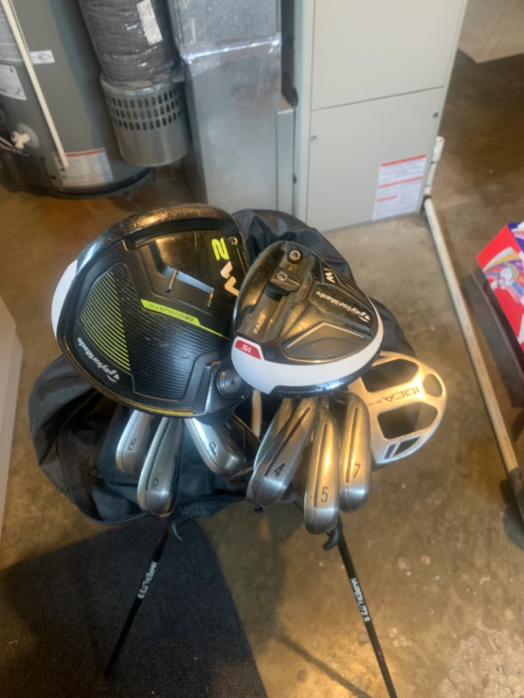 Taylormade Golf Club Set with Bag-sold - photo 2