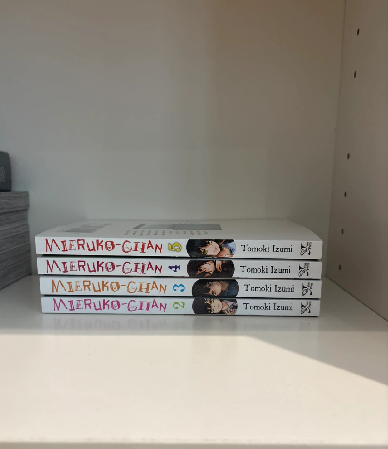 Mieruko-chan Manga Volumes 2, 3, 4, & 5