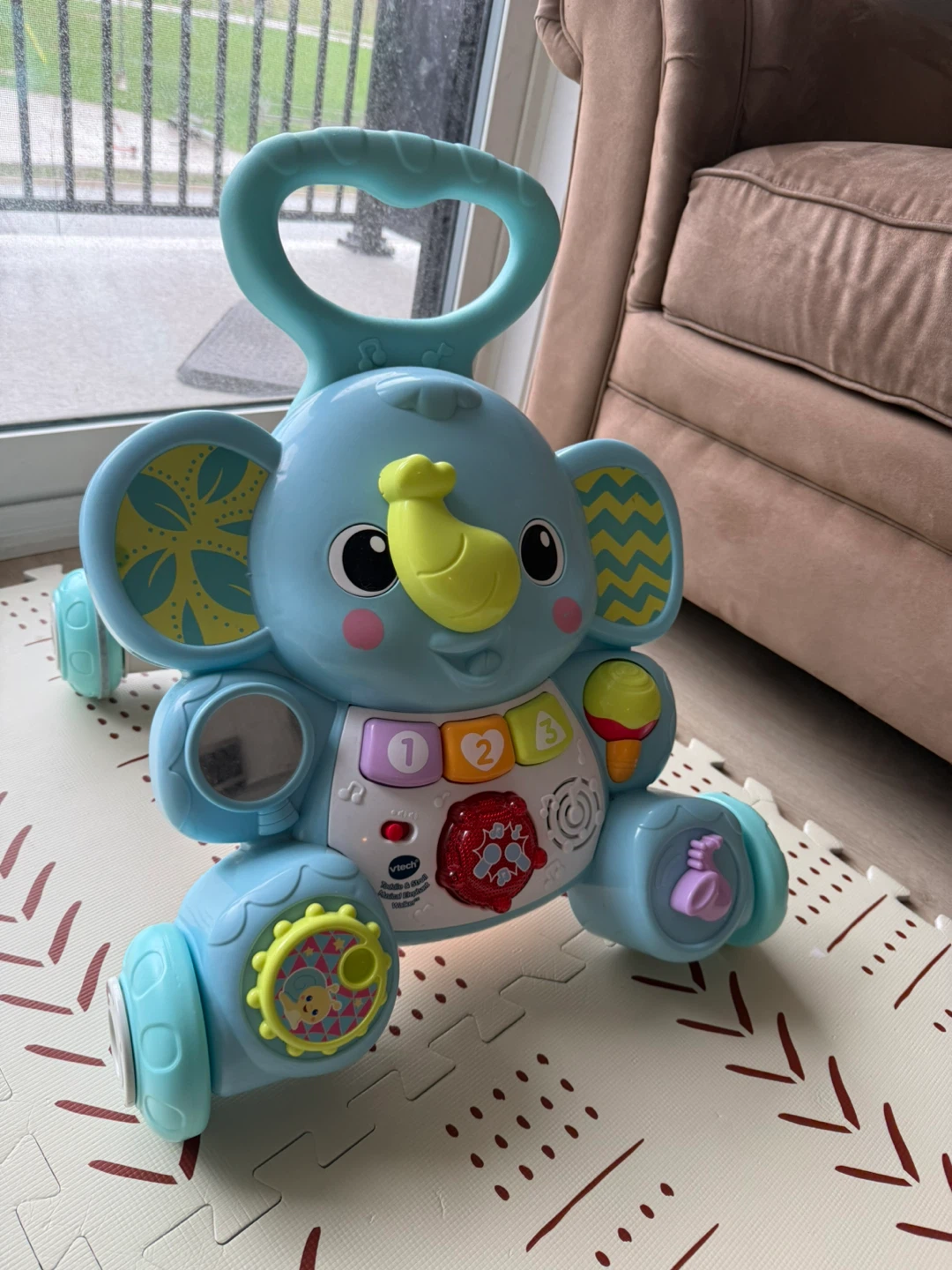 Baby jumper & Musical elephant walker - photo 3