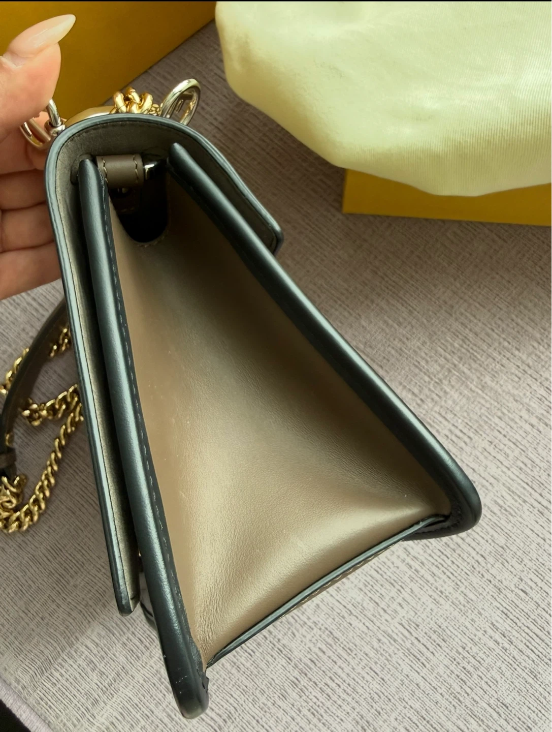 Fendi Brown Leather Shoulder Bag - photo 5