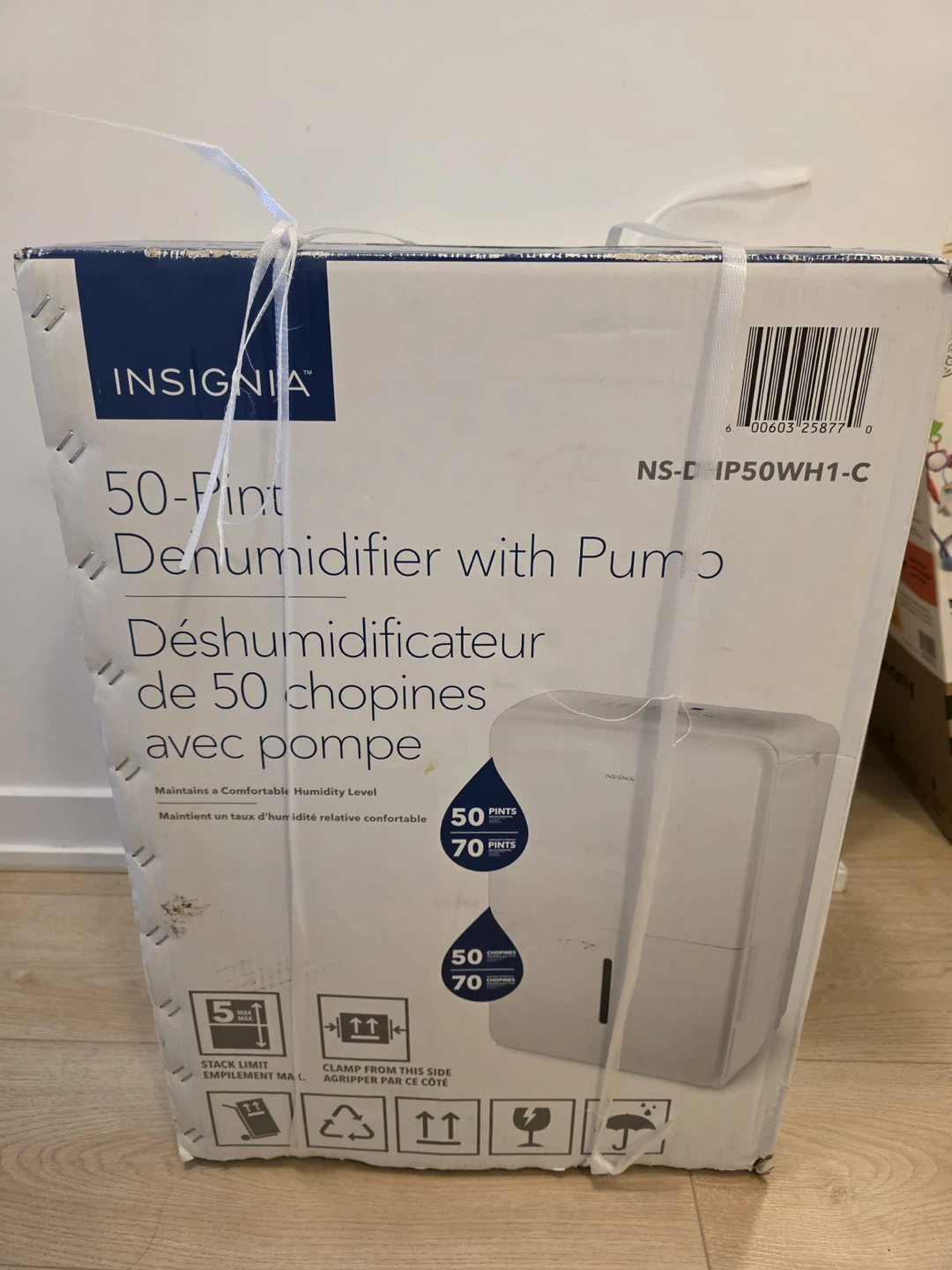 Insignia 50-Pint Dehumidifier with Pump - photo 3