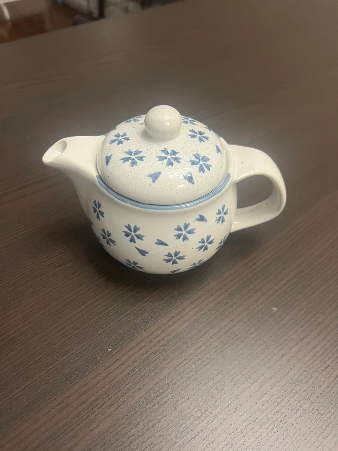 White Ceramic Teapot with Blue Floral Design - photo 2