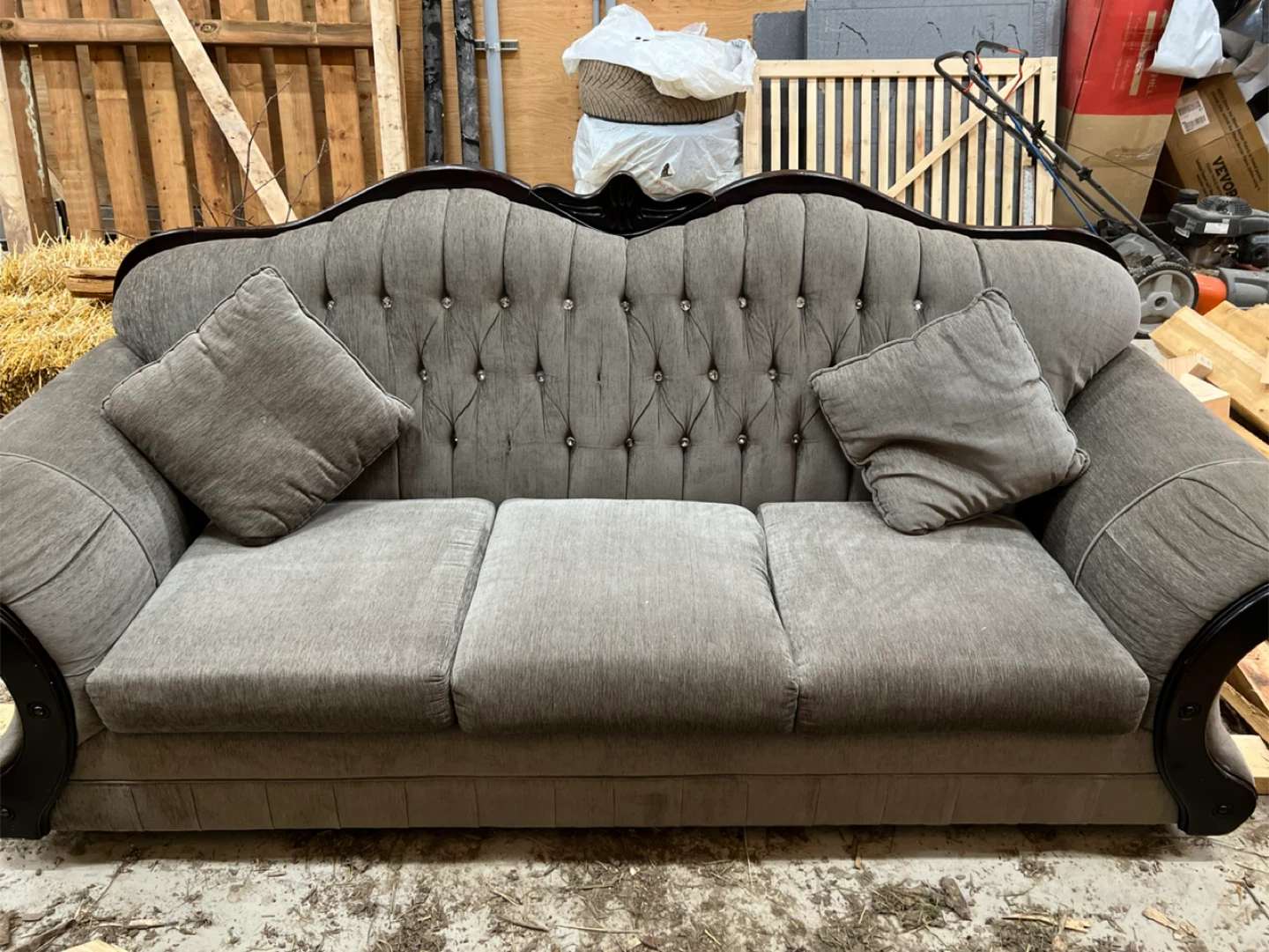 Tufted Loveseat Sofa