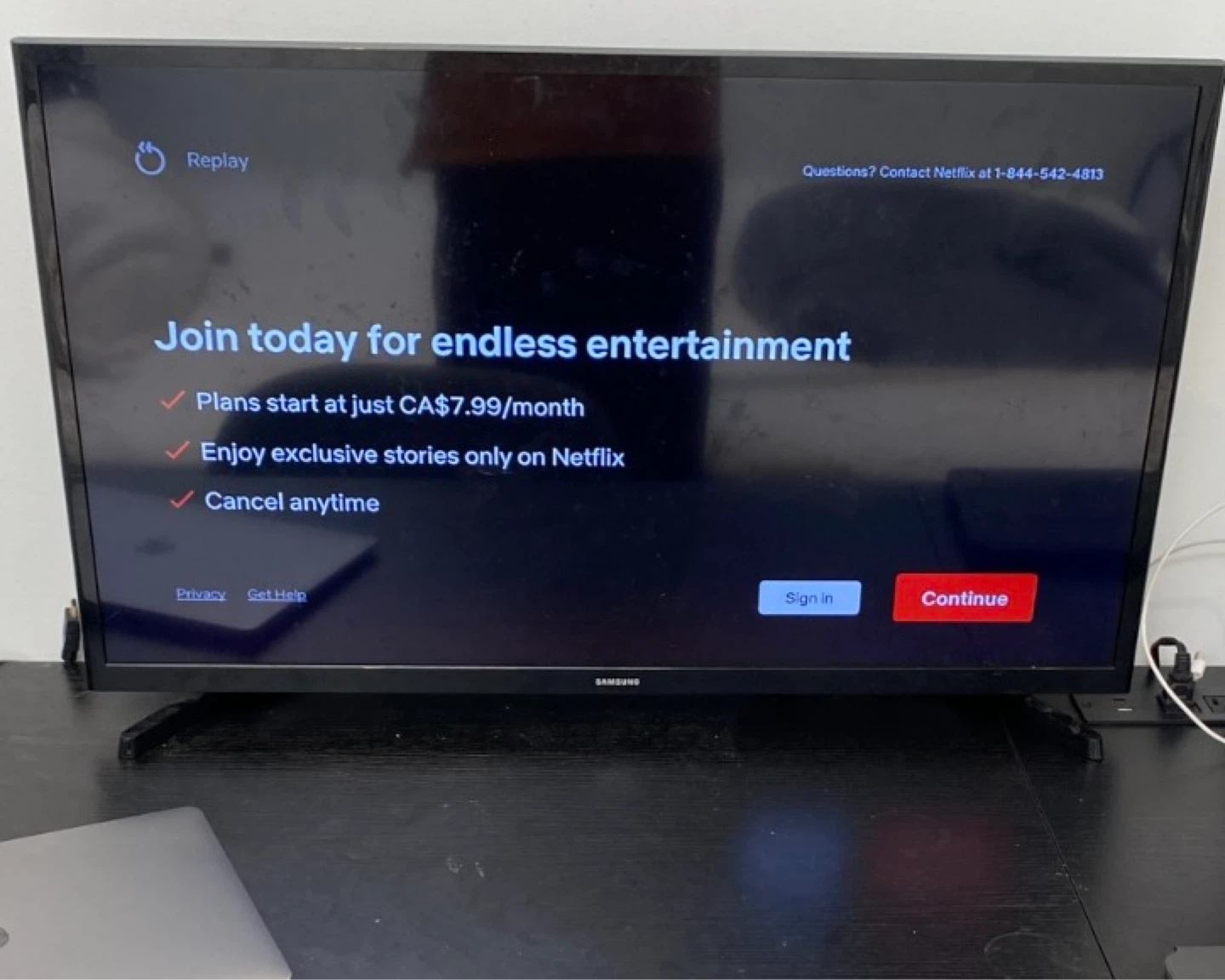 Samsung 32” Smart TV