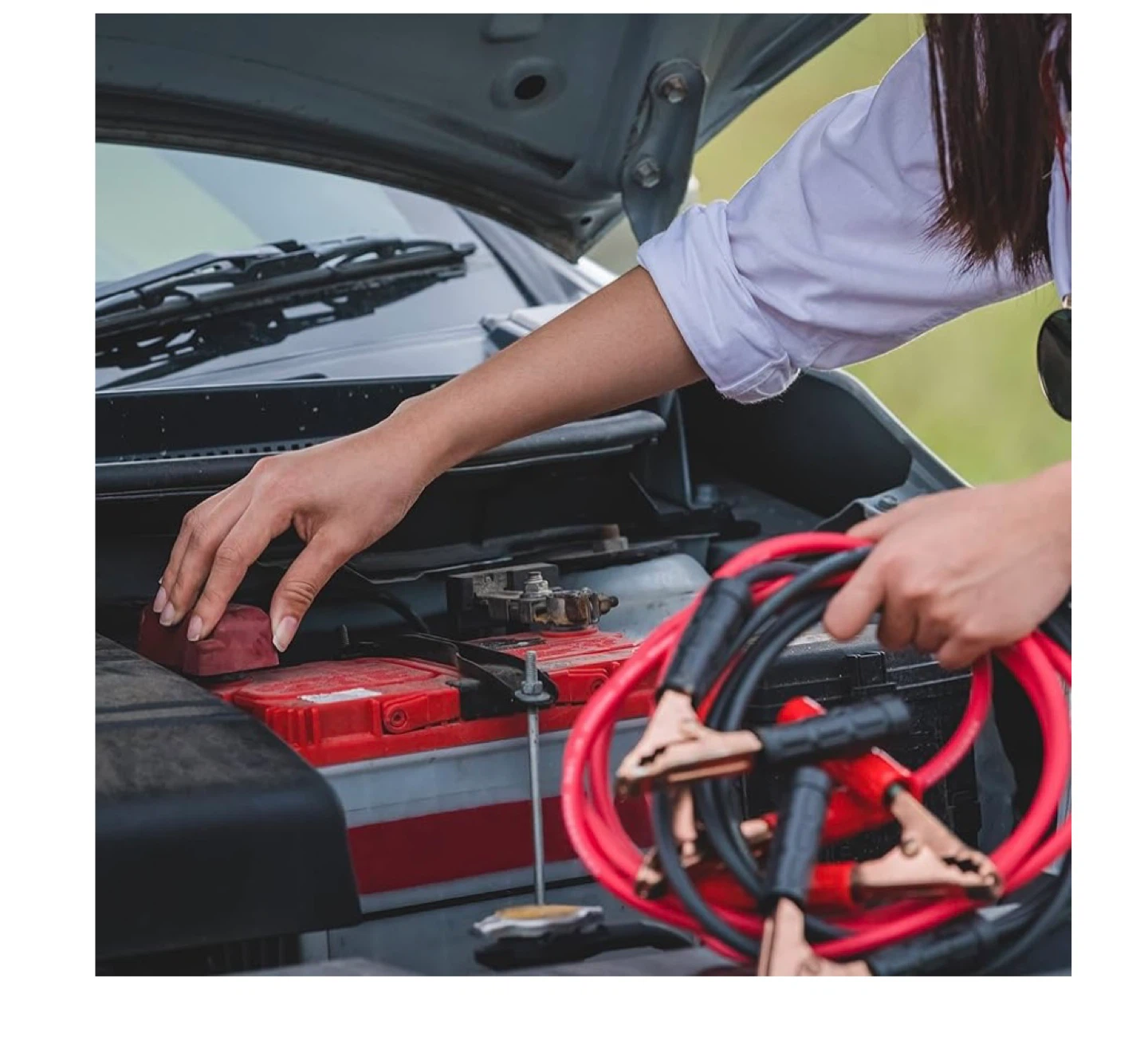 Brand New 30-Piece Emergency Car Tool Kit w/ Jumper Cables - photo 4