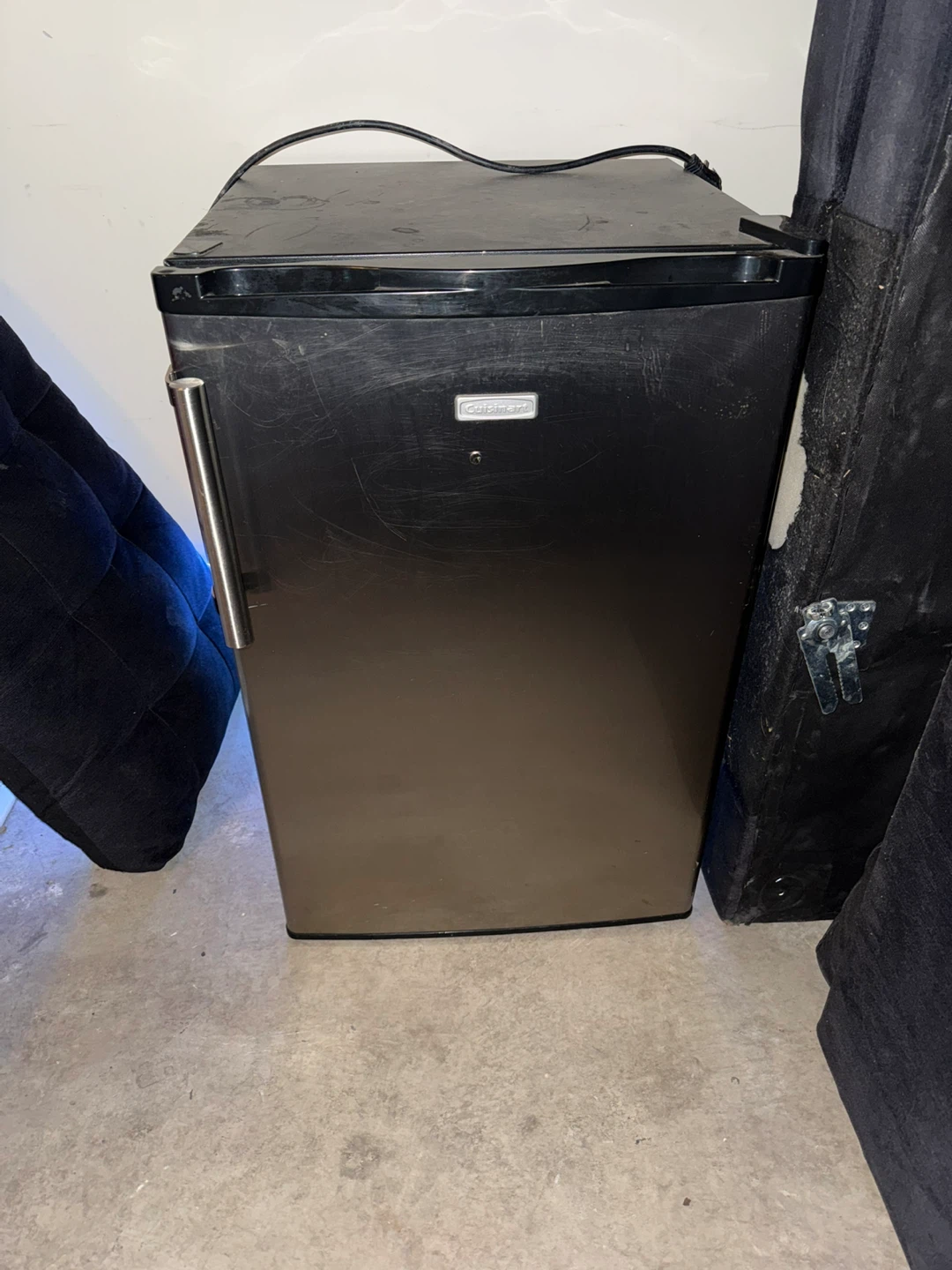 Mini fridge