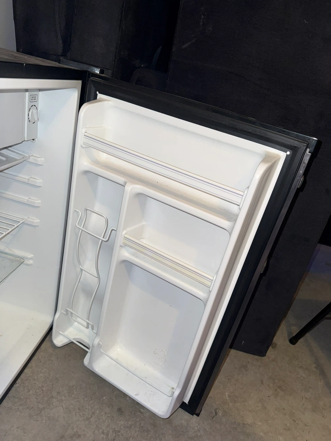 Mini fridge - photo 2