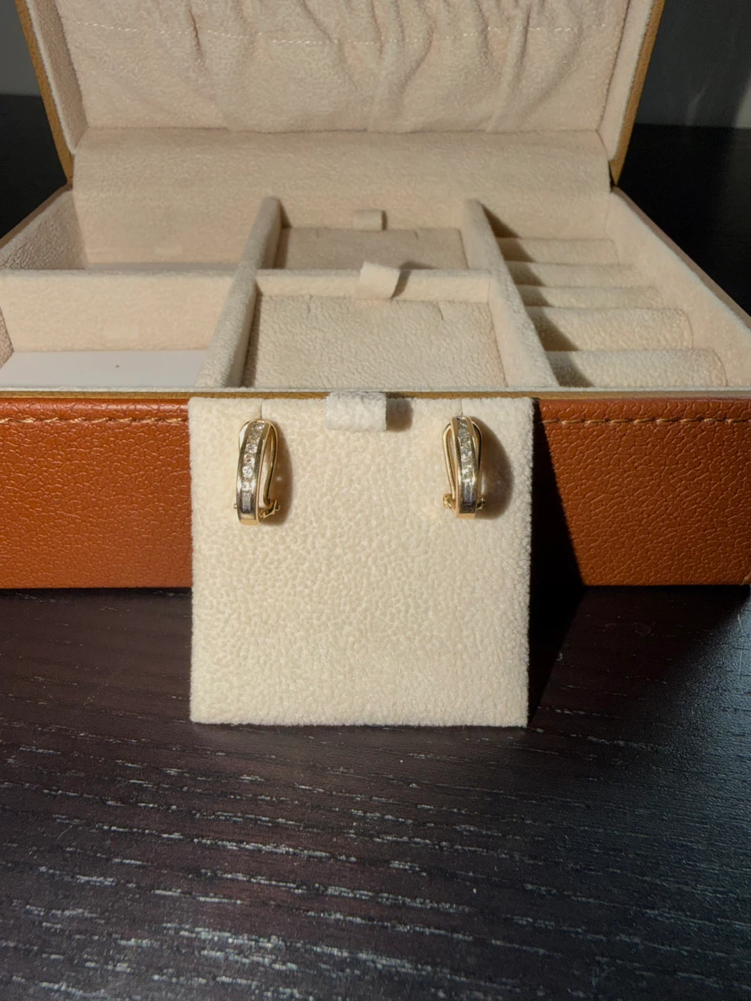 14k gold with small Diamonds Earrings - photo 2