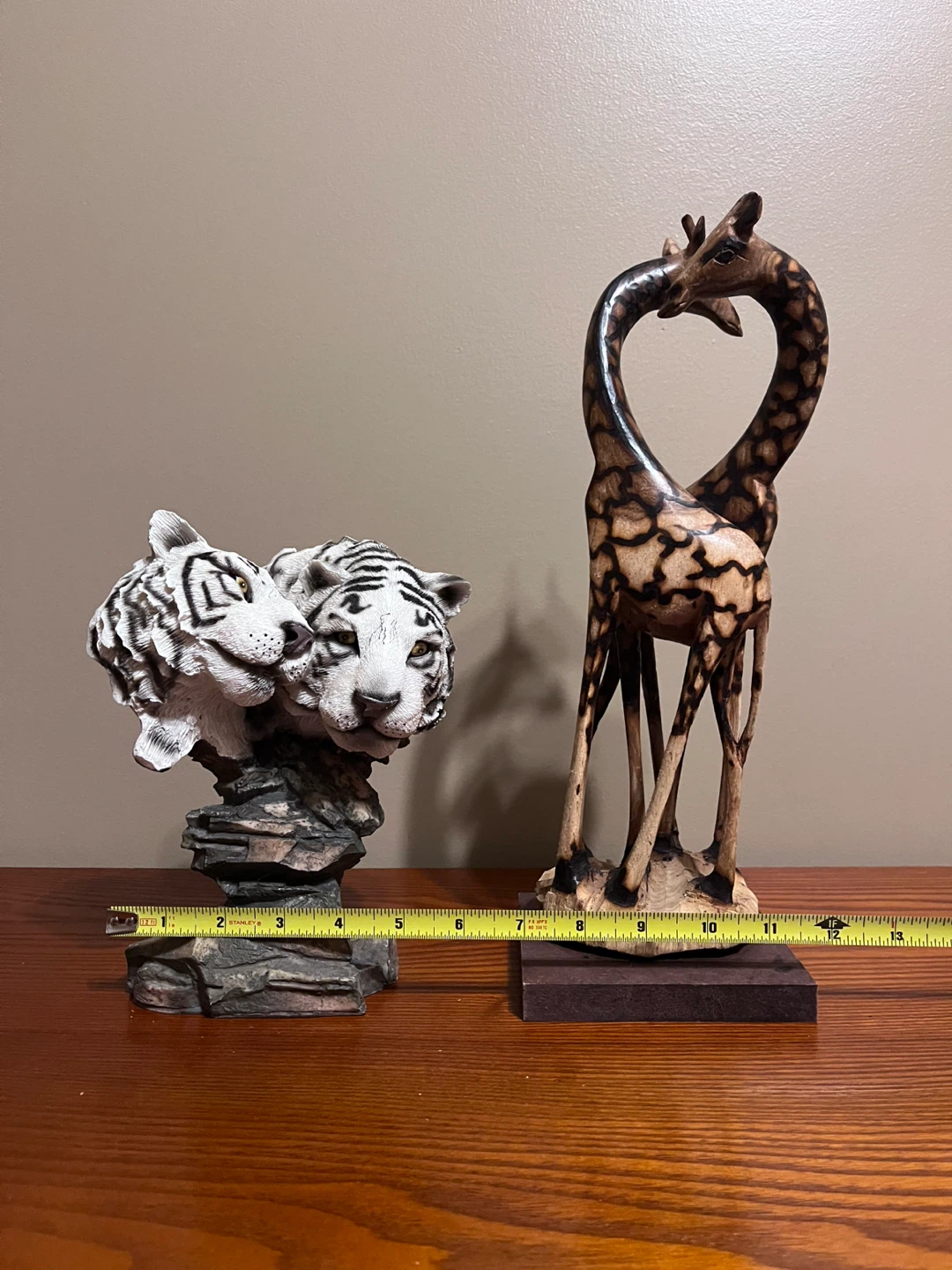 WHITE TIGER & GIRAFFE STATUES (Read description) - photo 3
